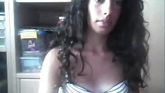 Tanned hispanic girl exposes her phat hairy pussy on webcam